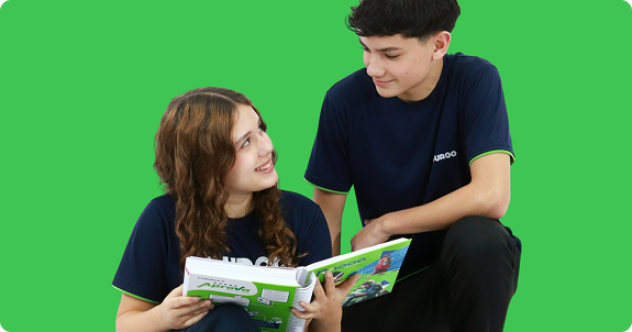 Alunos do Ensino Médio Guroo refletindo sobre o Projeto de Vida